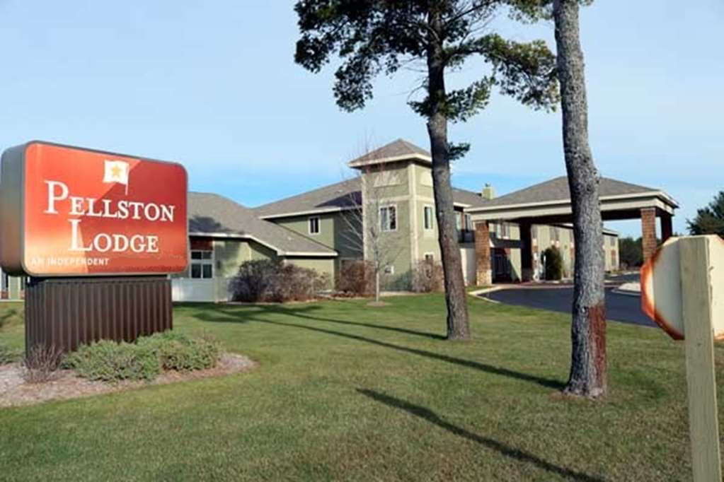 Pellston Lodge Eksteriør bilde